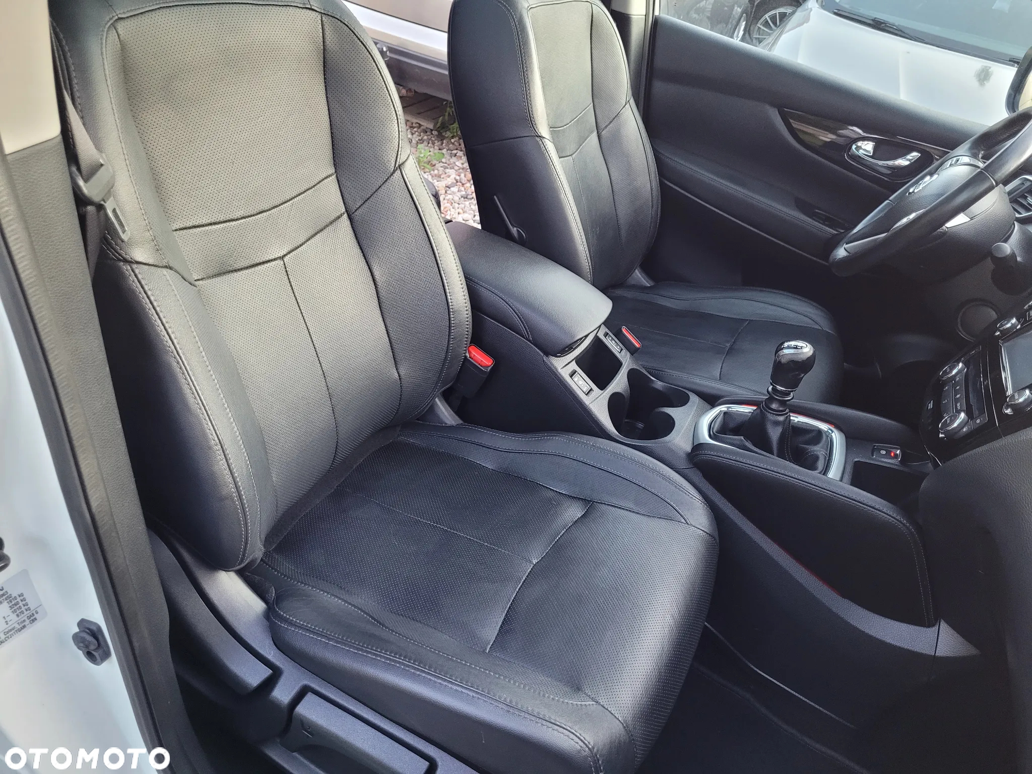Nissan Qashqai 1.5 dCi Tekna - 13