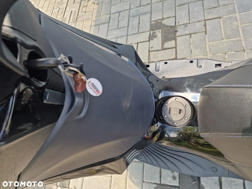 Piaggio Beverly - 17