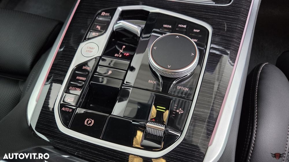 BMW X5 xDrive50e - 17