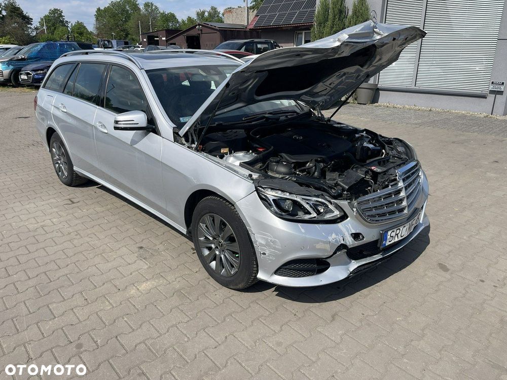 Mercedes-Benz Klasa E 250 BlueTEC 9G-TRONIC Classic - 2