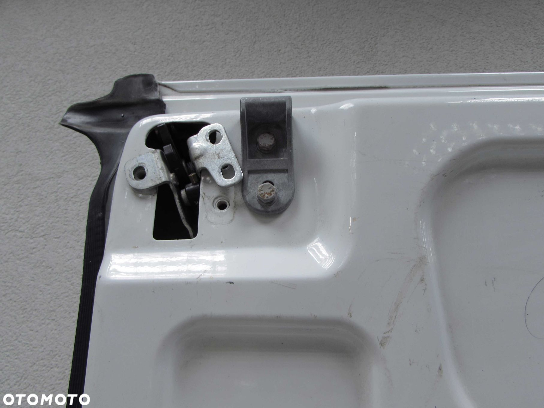 IVECO DAILY IV LIFT 06-14 DRZWI TYL TYLNE LEWE BIALE H2 - 15