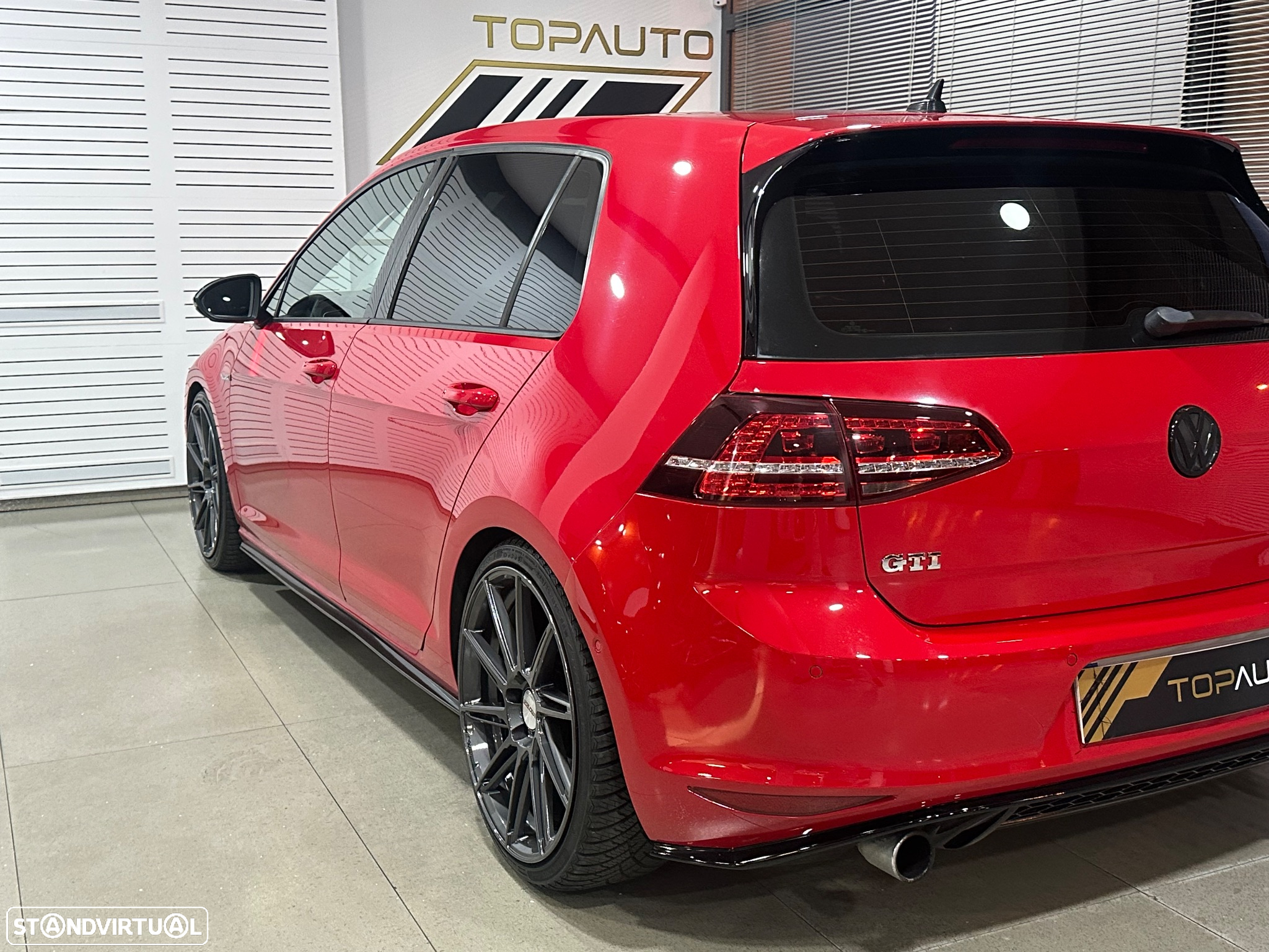 VW Golf 2.0 TSi GTi DSG - 9