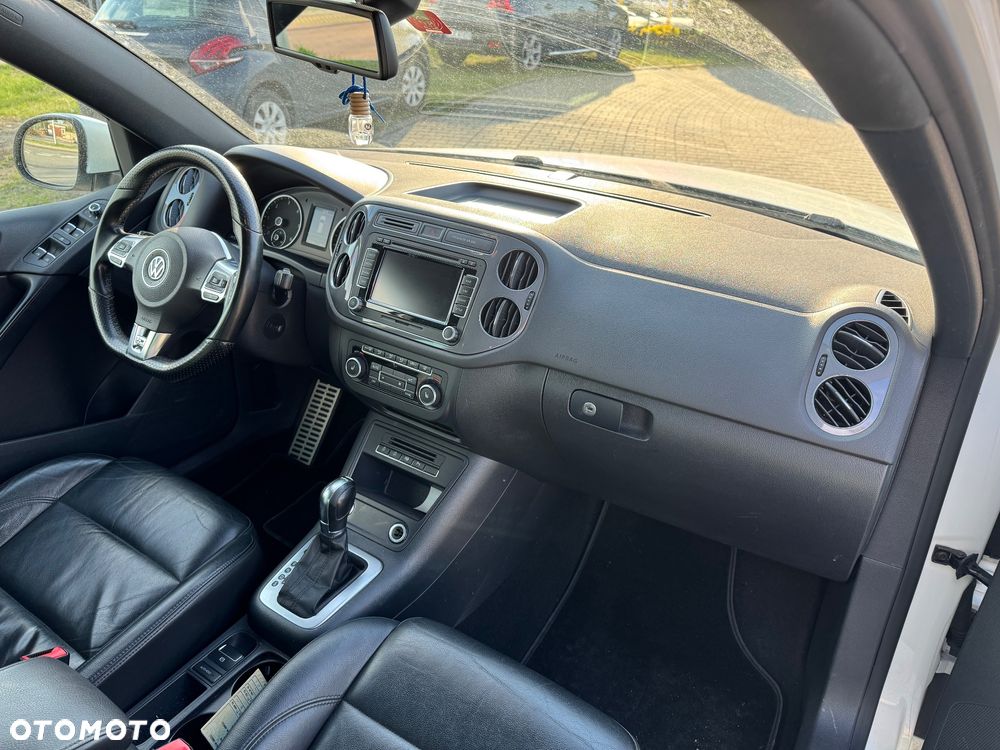 Volkswagen Tiguan - 11