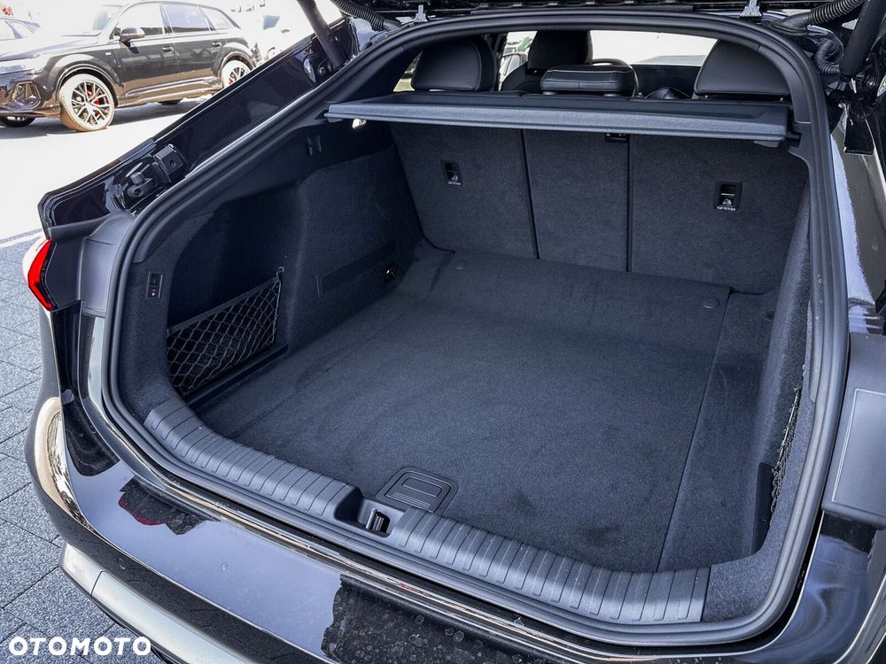 Audi A6 Sportback e-tron - 13