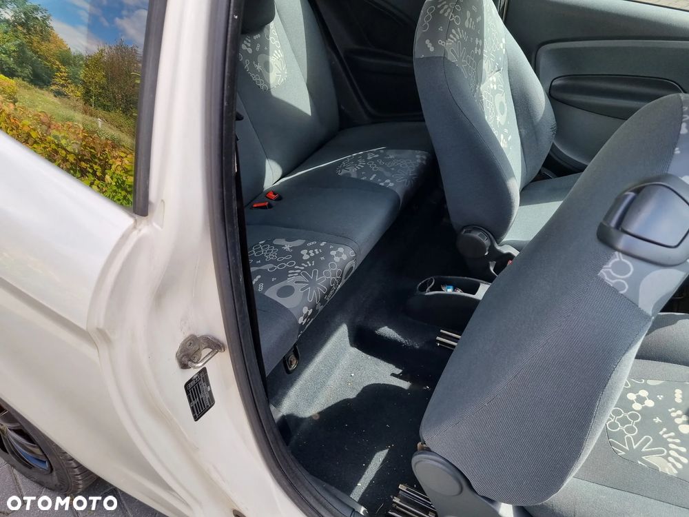 Ford KA 1.2 Trend - 14