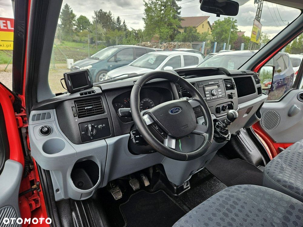 Ford Transit - 8