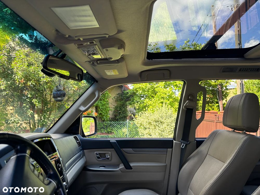 Mitsubishi Pajero 3.2 DID Instyle EU6 - 13