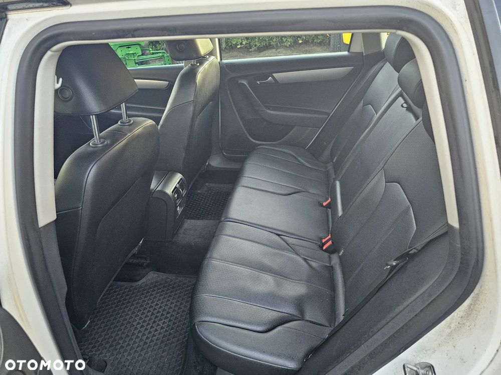 Volkswagen Passat 2.0 TDI Comfortline - 8