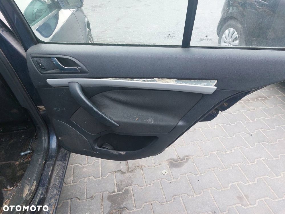 FOTELE KOMPLET LEWY PRAWY KANAPA TYŁ + BOCZKI SKODA OCTAVIA II LIFT - 7