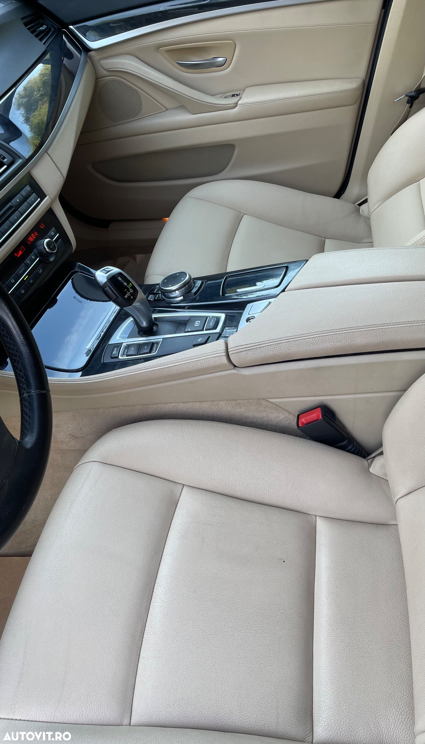 BMW Seria 5 520d Touring Aut. - 35