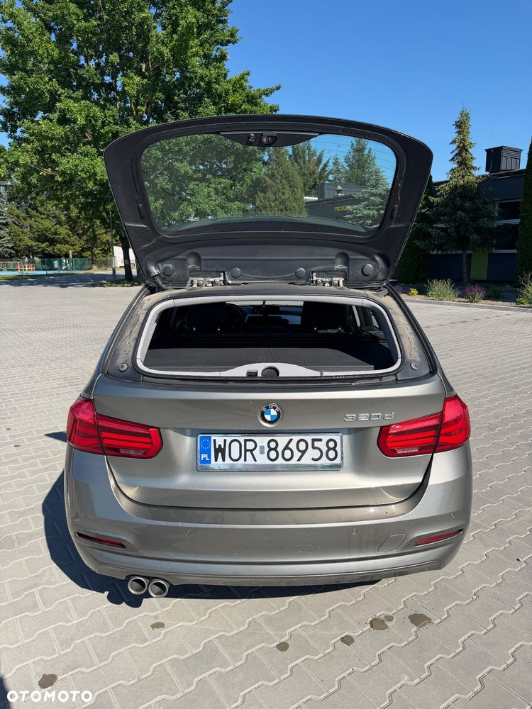 BMW Seria 3 320d Efficient Dynamics Sport Line - 8