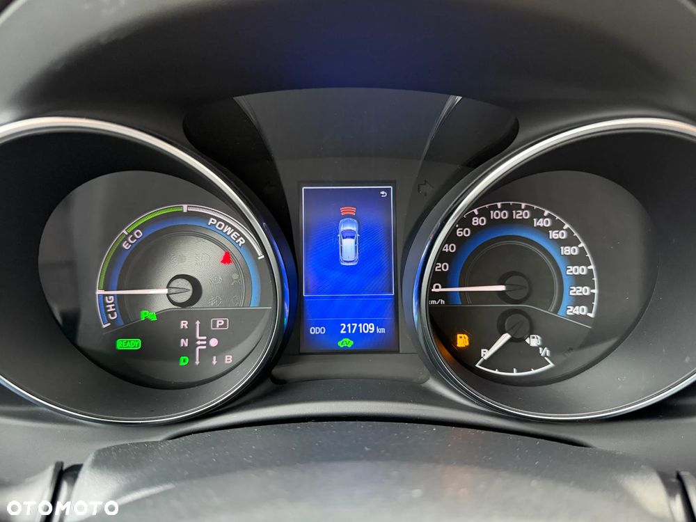 Toyota Auris Hybrid 135 Premium - 16