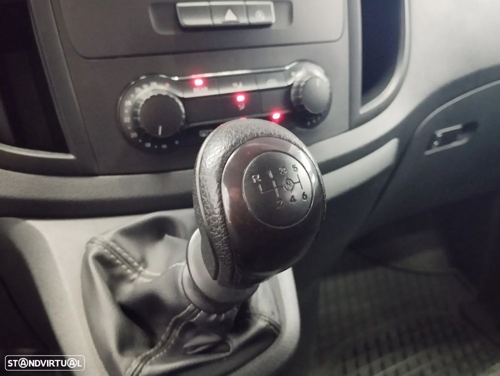 Mercedes-Benz Vito Tourer 110 CDi/32 - 25