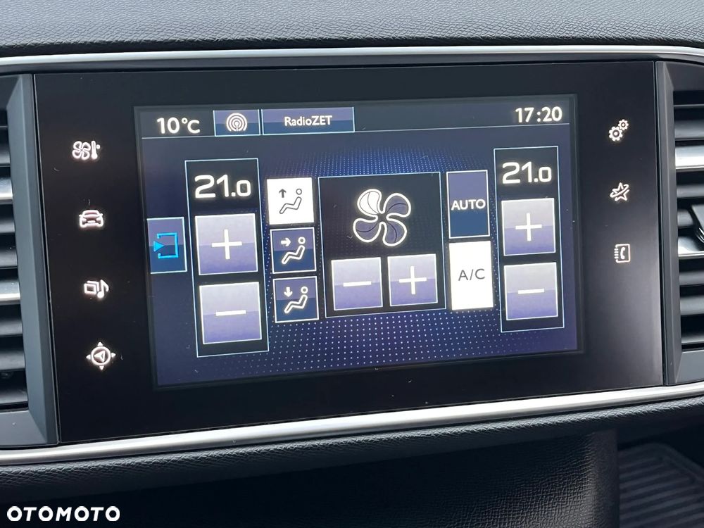Peugeot 308 - 23