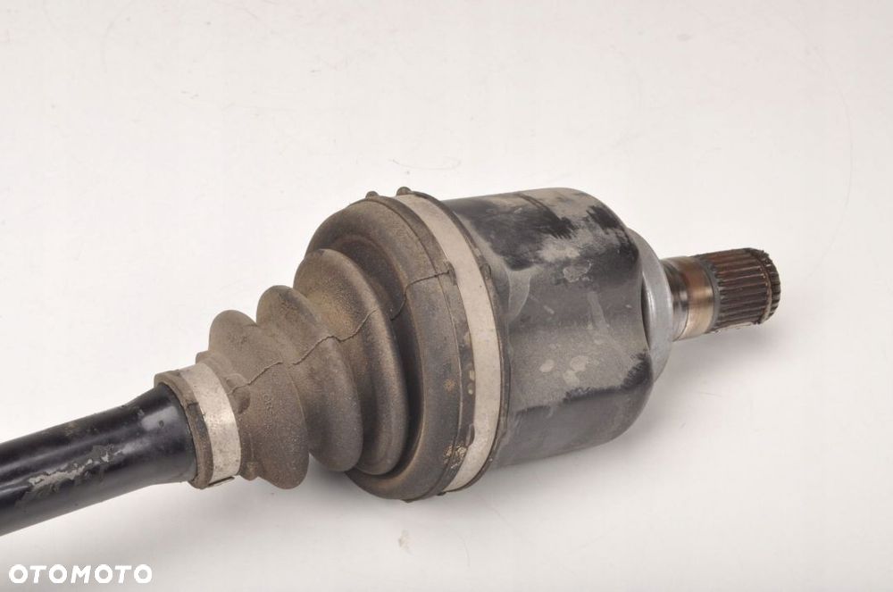 BMW F48 X1 2.0 D PÓŁOŚ LEWA KRÓTKA - 5