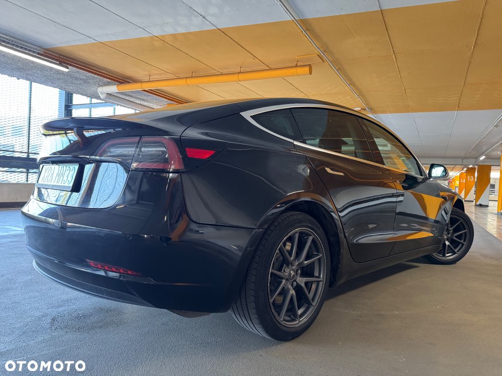Tesla Model 3 Long Range AWD - 7