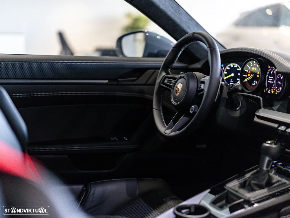 Porsche 911 (992) GT3 Touring Package PDK - 40