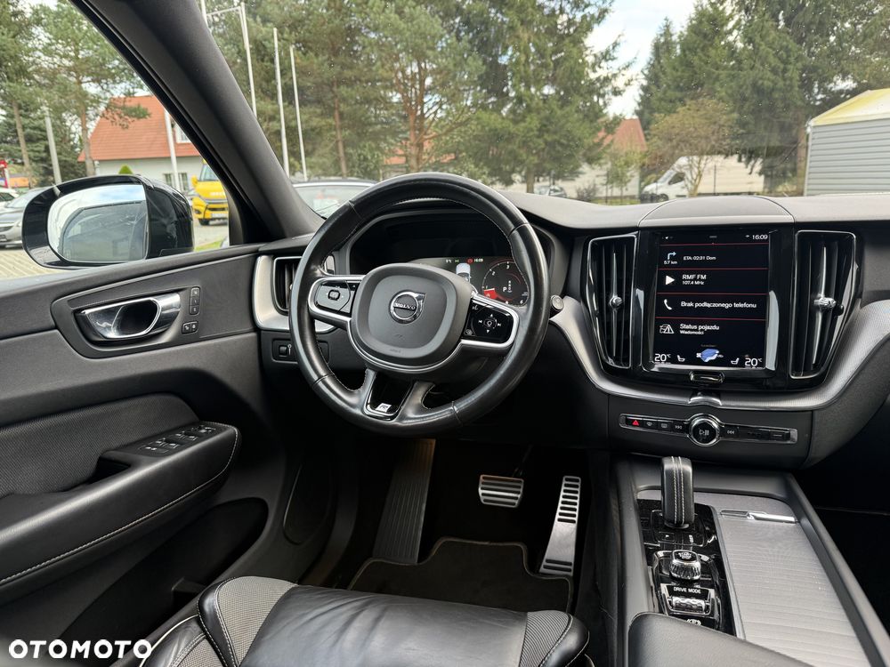 Volvo XC 60 B4 D AWD Geartronic RDesign - 16