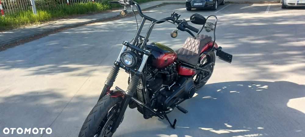 Harley-Davidson Softail Street Bob - 41