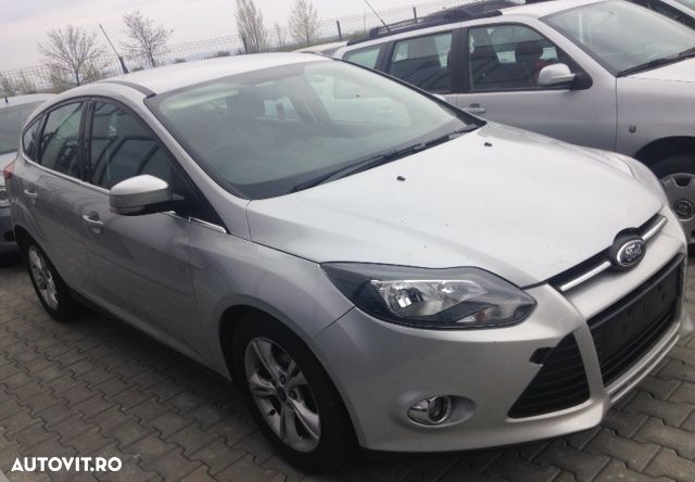 Dezmembram Ford Focus 3, 1.6 benzina,an fabr 2012 - 1