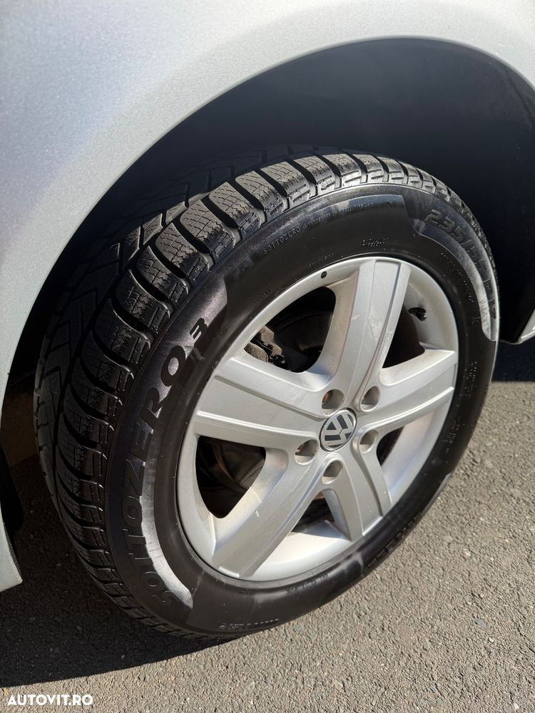 Volkswagen Multivan - 17