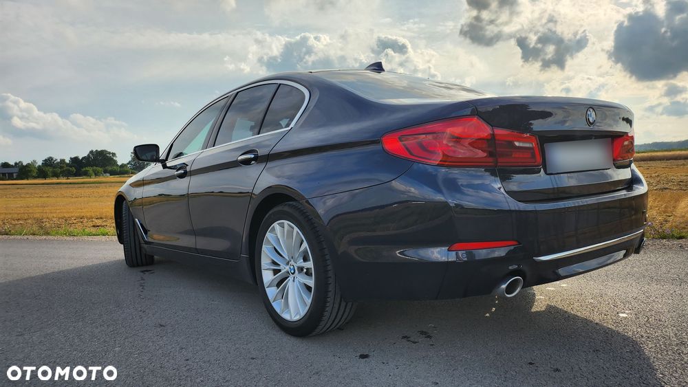 BMW Seria 5 520d xDrive Luxury Line - 3