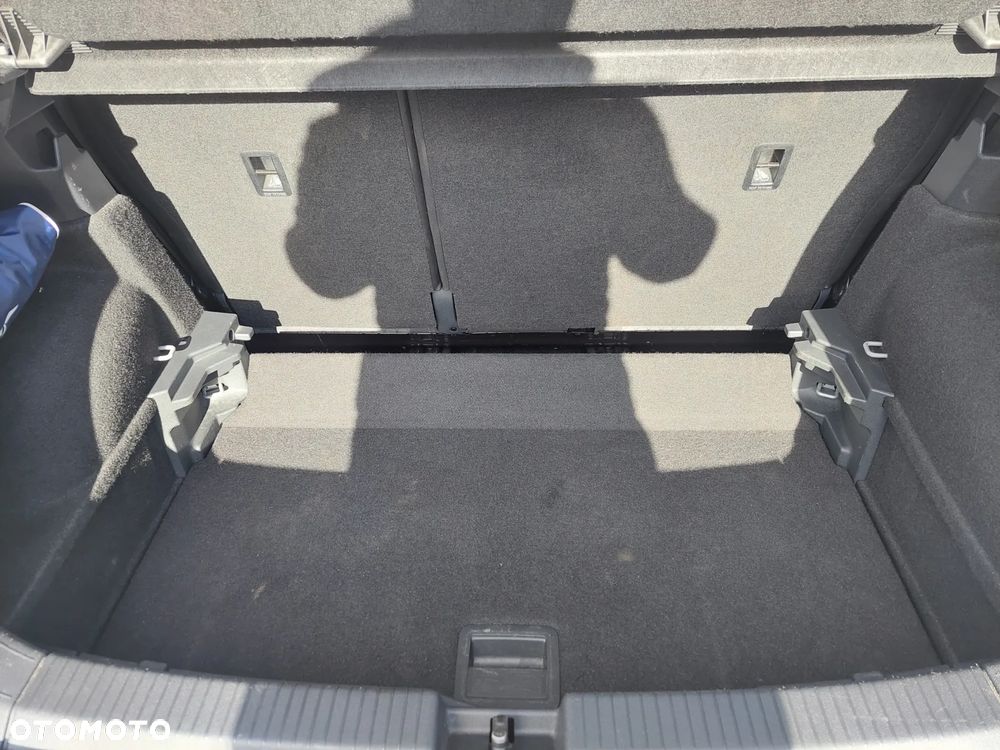 Volkswagen T-Cross 1.0 TSI Life - 23