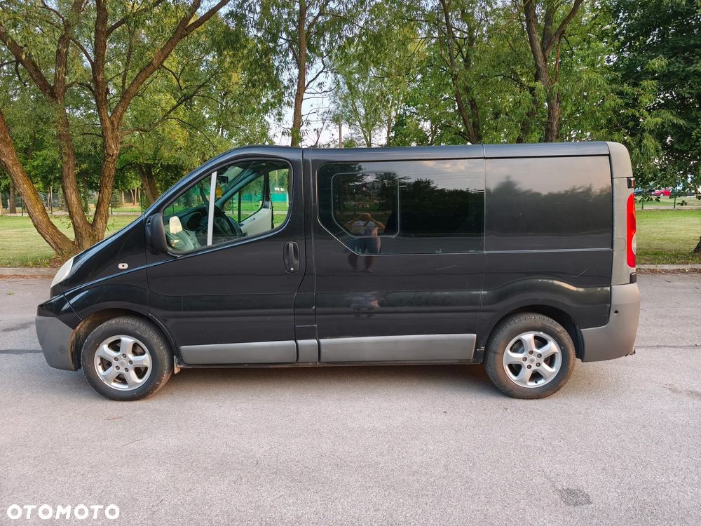 Renault Trafic - 15