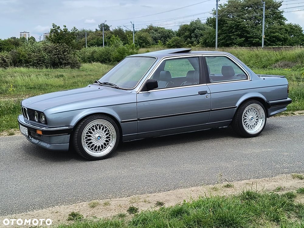 BMW Seria 3 - 32