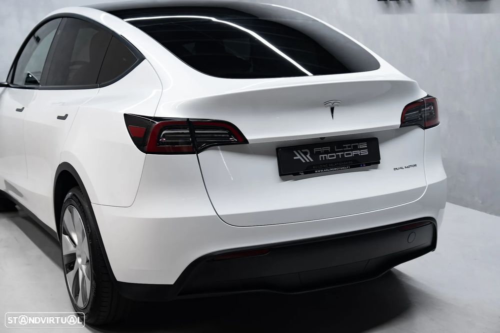 Tesla Model Y Long Range Tração Integral - 13