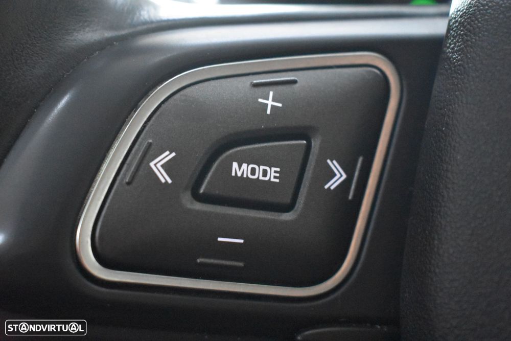 Land Rover Range Rover Evoque 2.0 Si4 HSE - 44