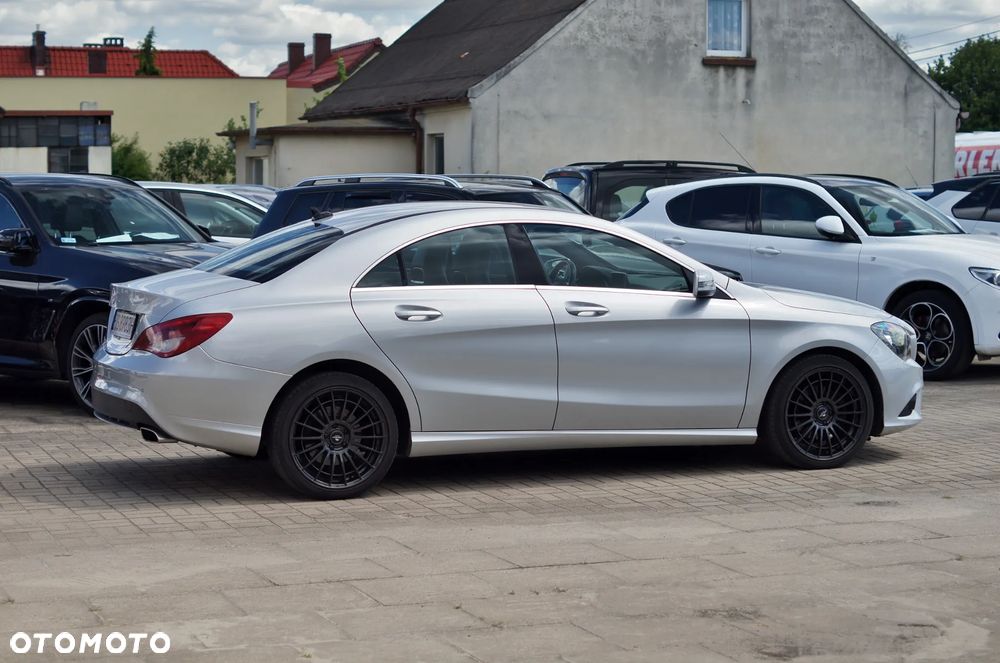 Mercedes-Benz CLA 200 CDI - 32