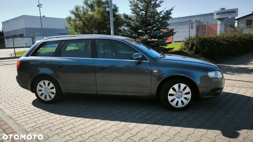Audi A4 - 4