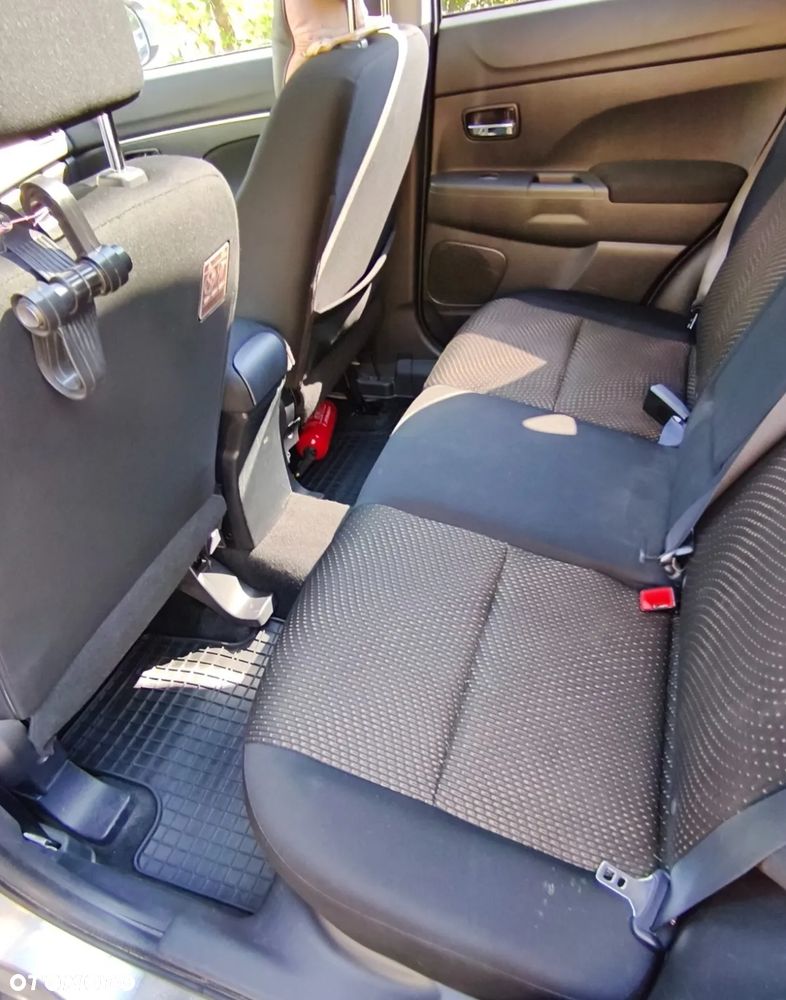 Mitsubishi ASX 1.6 Blue Sky Edition - 13