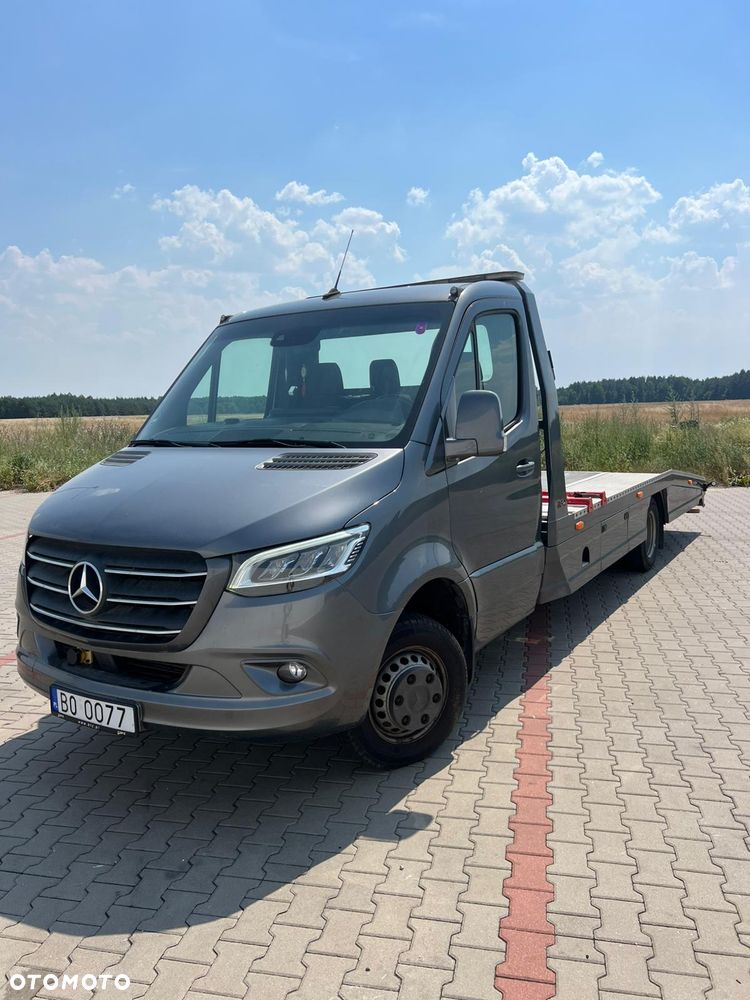 Mercedes-Benz Sprinter - 1