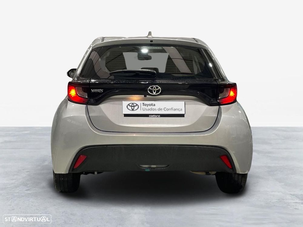 Toyota Yaris — fotografia 4