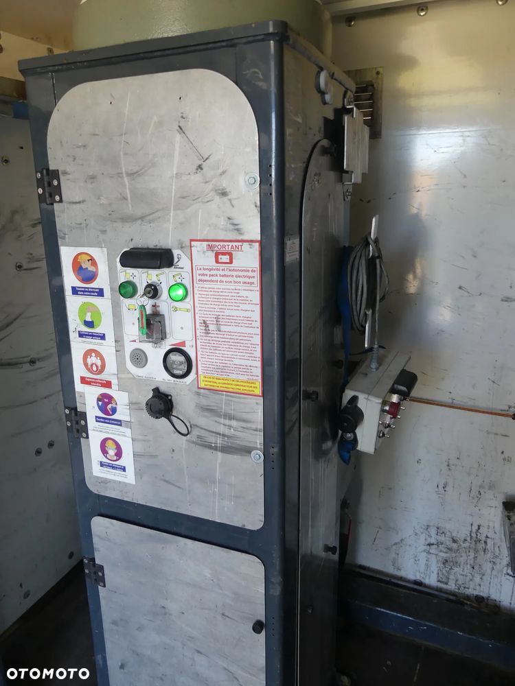 Iveco DAILY 72-180 / ZWYŻKA 17.4m / PODNOŚNIK KOSZOWY / - 21