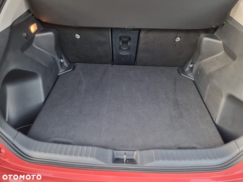 Toyota Yaris Cross Hybrid 1.5 Executive - 12