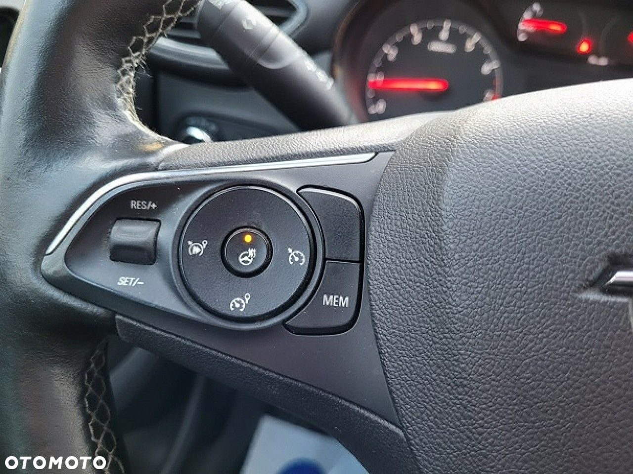Opel Crossland X - 23
