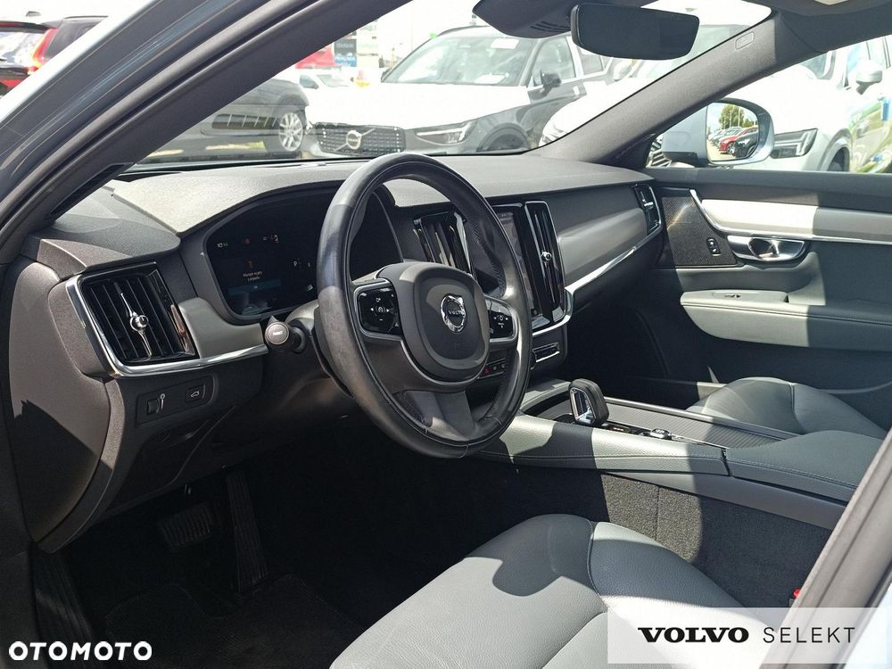 Volvo V90 Cross Country - 14