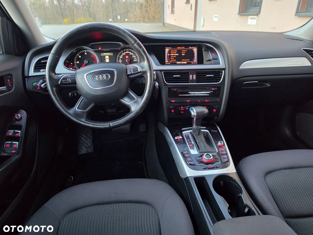 Audi A4 Avant 2.0 TDI Quattro S tronic - 13