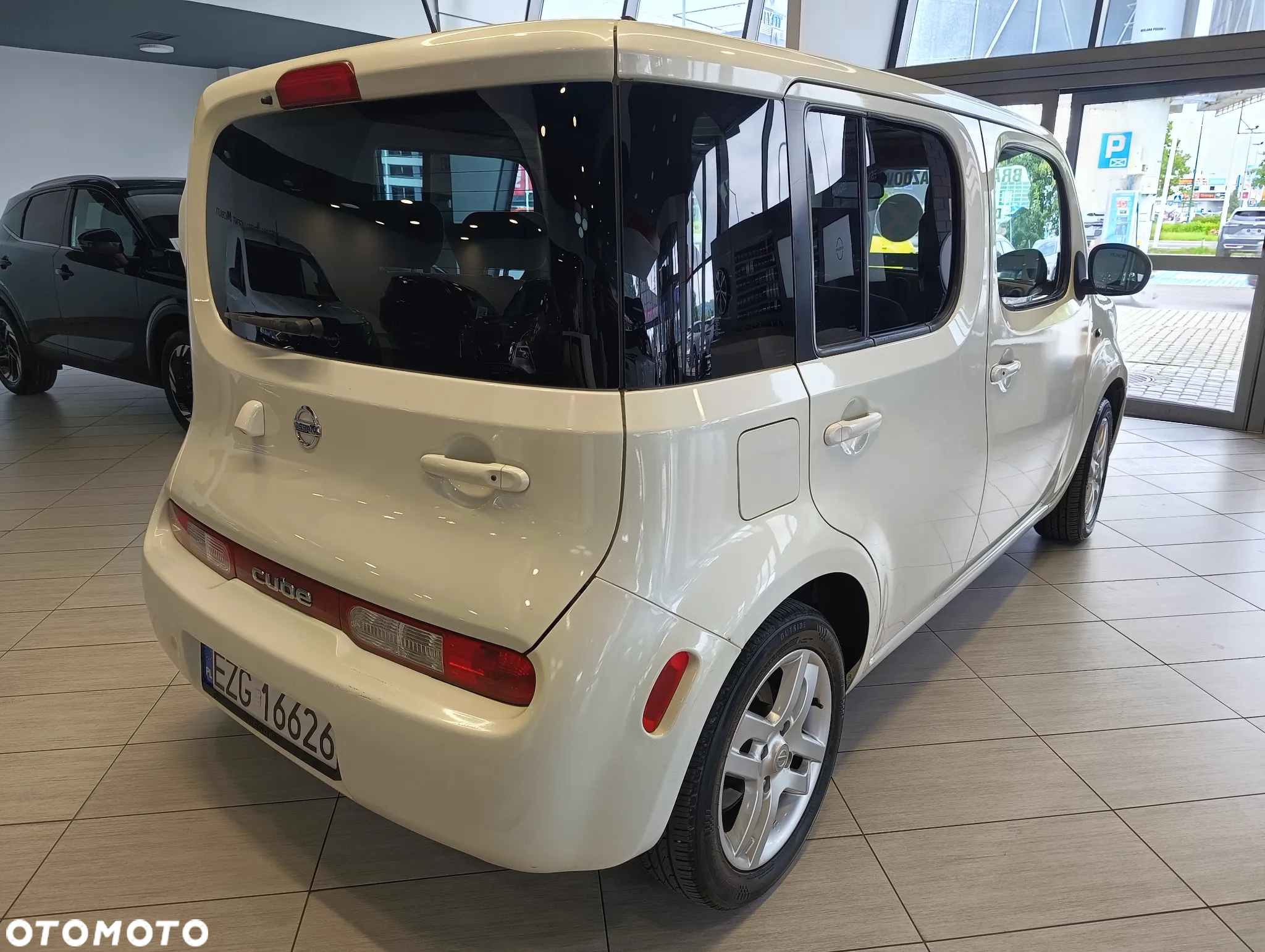 Nissan Cube 1.6 - 5