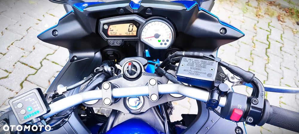 Yamaha FZ8 - 26