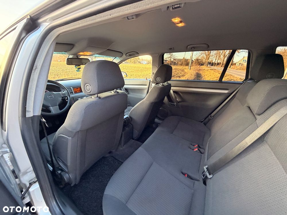Opel Vectra - 9