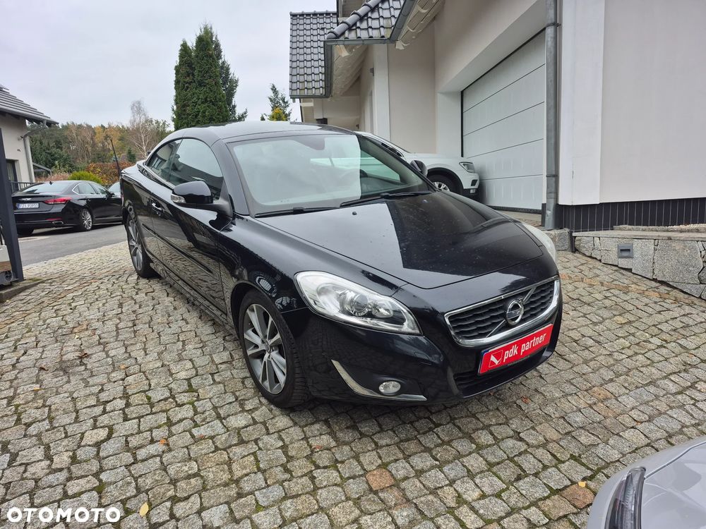 Volvo C70 D3 Momentum - 16