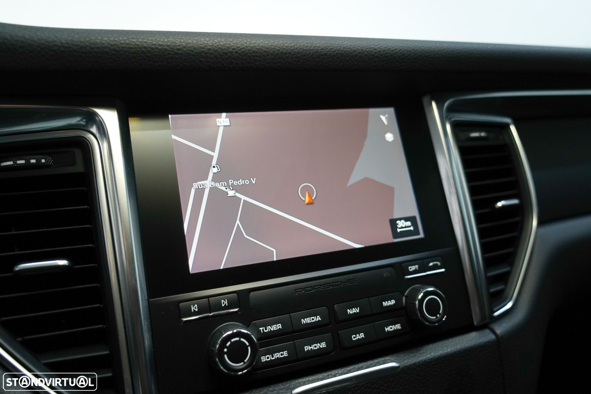 Porsche Macan Standard - 10