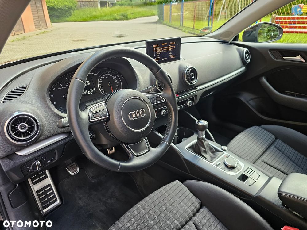 Audi A3 3-drzwiowe 1.4 TFSI Attraction - 15