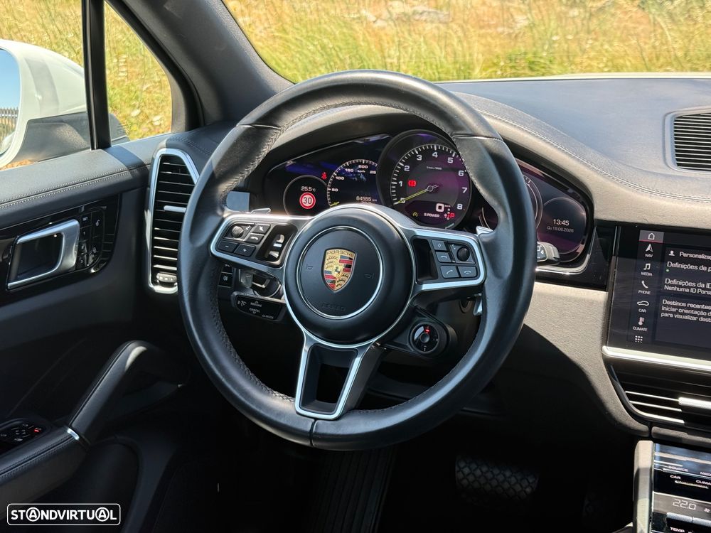 Porsche Cayenne E-Hybrid - 21