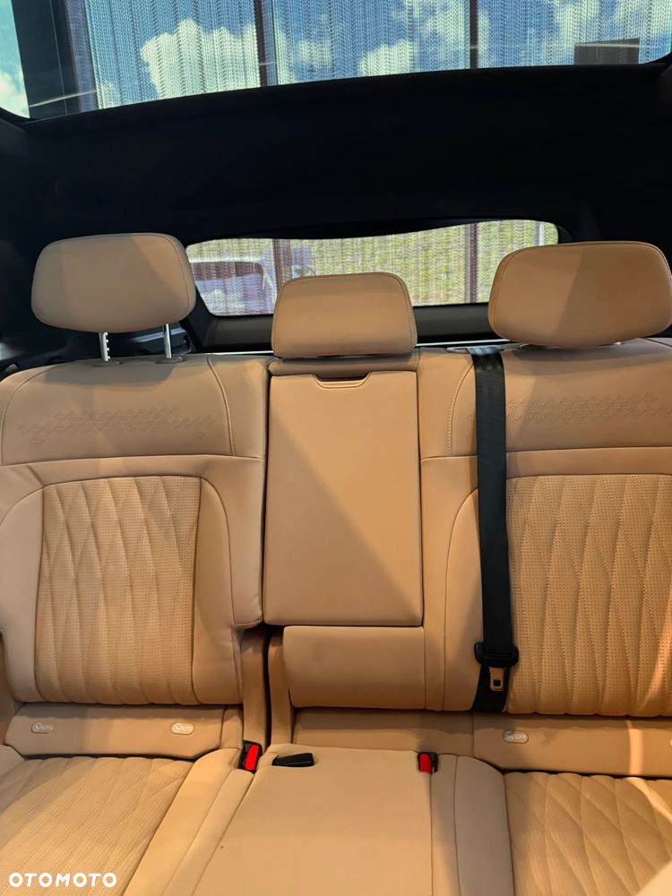 Exlantix ET 100kWh Premium AWD - 27