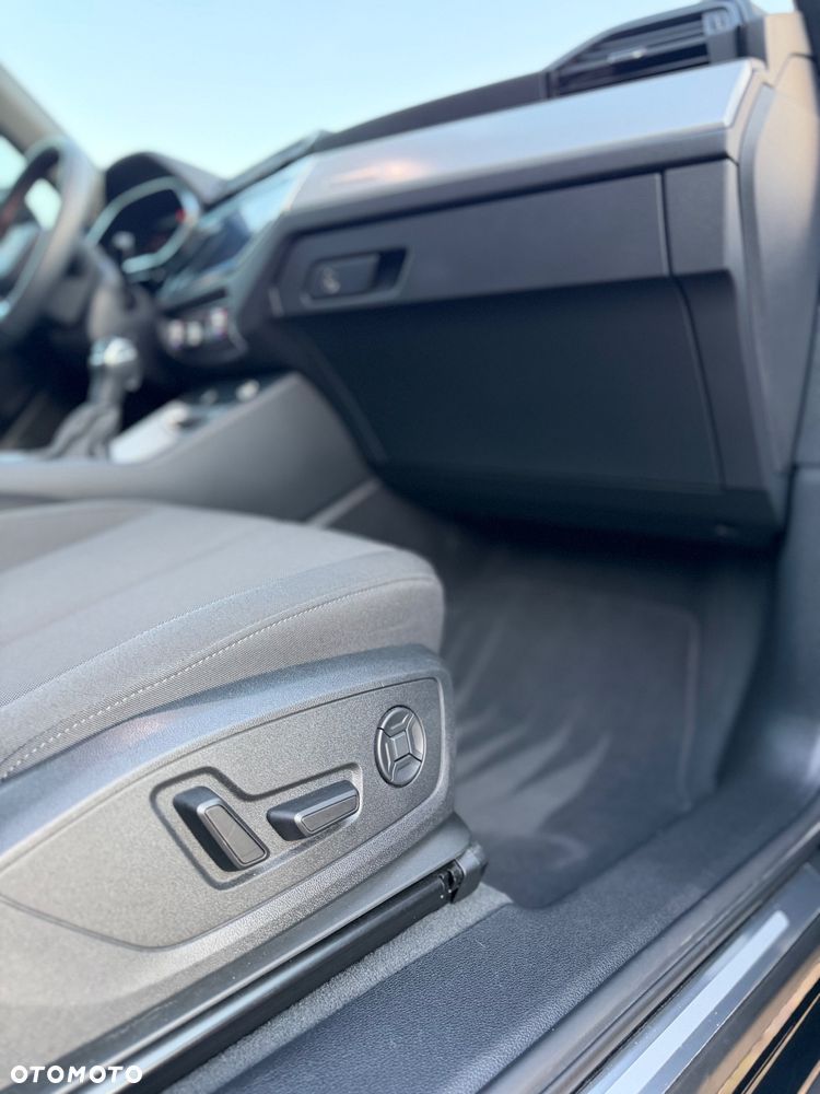 Audi Q3 40 TDI Quattro S tronic S line - 18